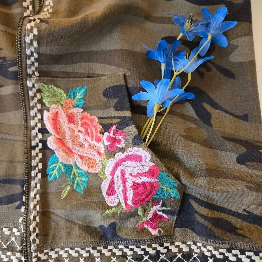 Johnny Was Womens Floral Camo Embroidered Zip Up Hoodie Green Pink Size Large